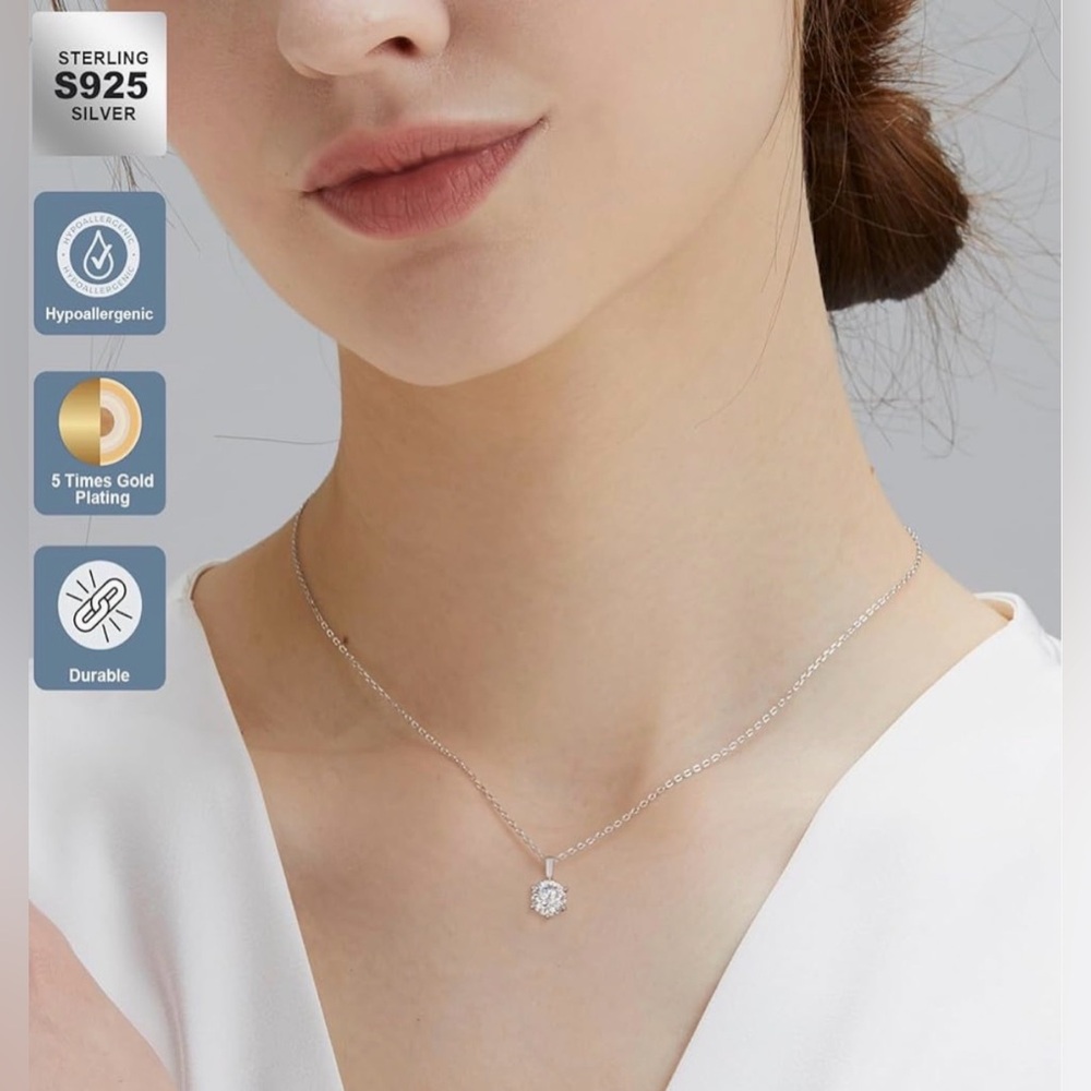 1.0 carat MOISSANITE ROUND PENDANT NECKLACE S925Sterling silver/gold plate chain - Picture 2 of 5